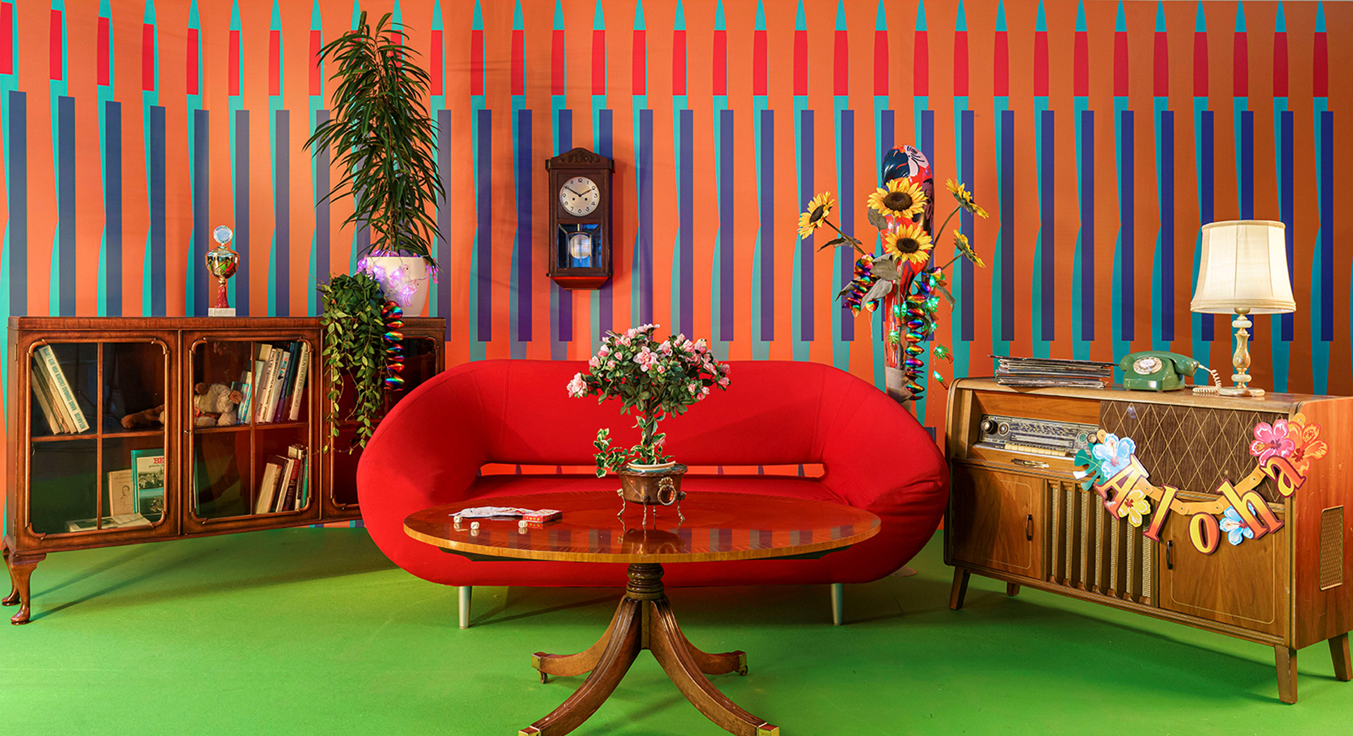 Wohnzimmer Mit Uhr 1920 1045